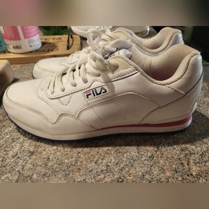 Womens FILA sneaker